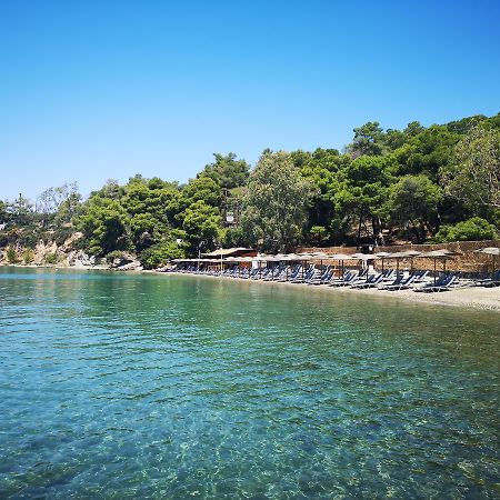 Valente Perlia Rooms Poros Town المظهر الخارجي الصورة